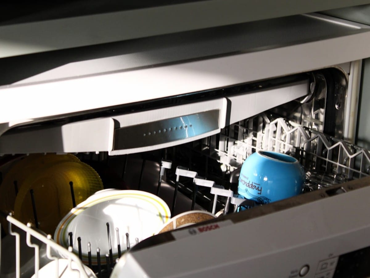 Kitchen appliances staged for after-peak use during an ERCOT voluntary conservation notice