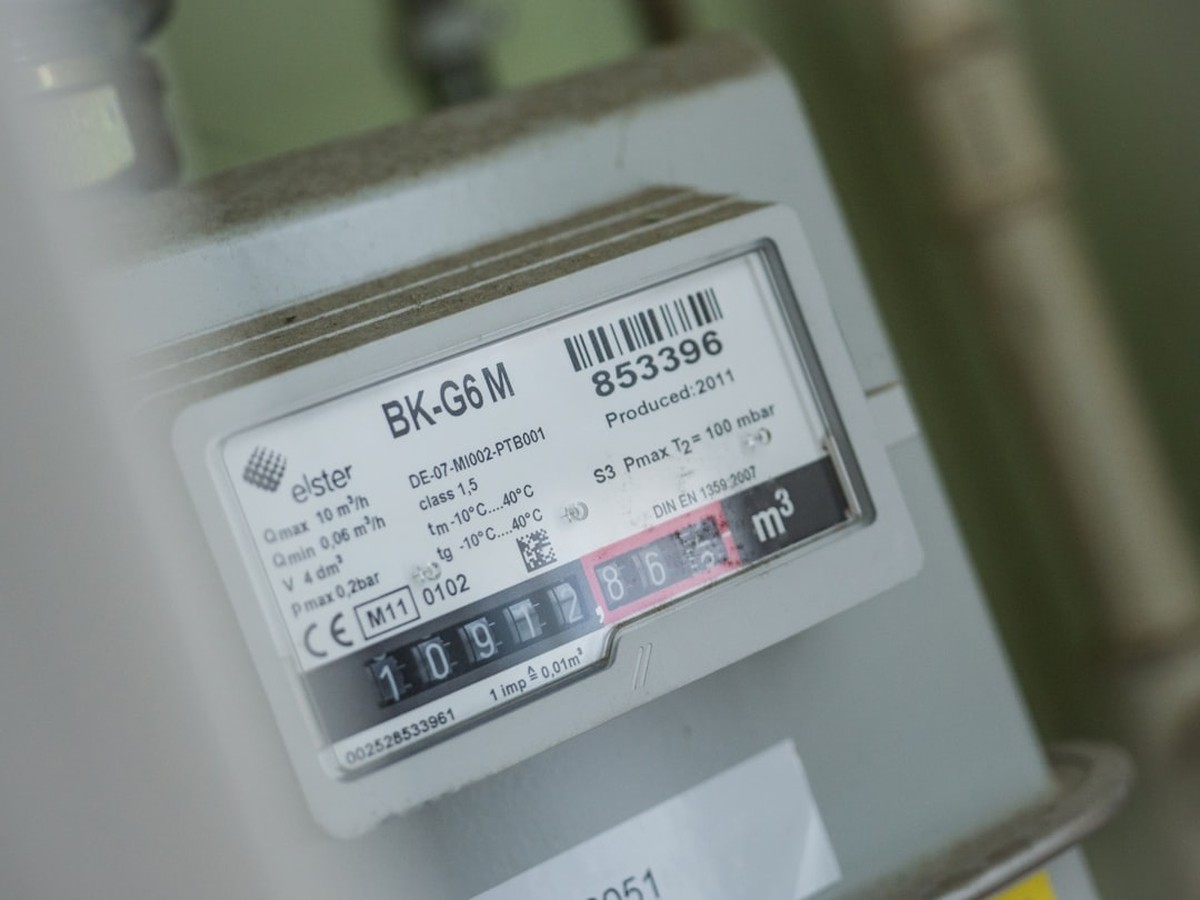 Example Texas Electricity Facts Label document with the six pricing sections highlighted