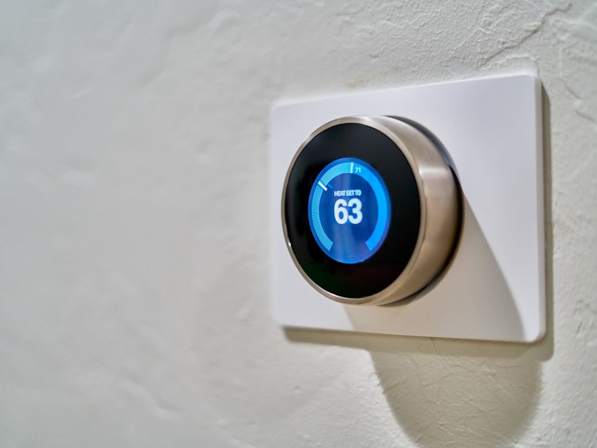 Digital smart meter on a Texas home used by the TDU for remote same-day reconnection